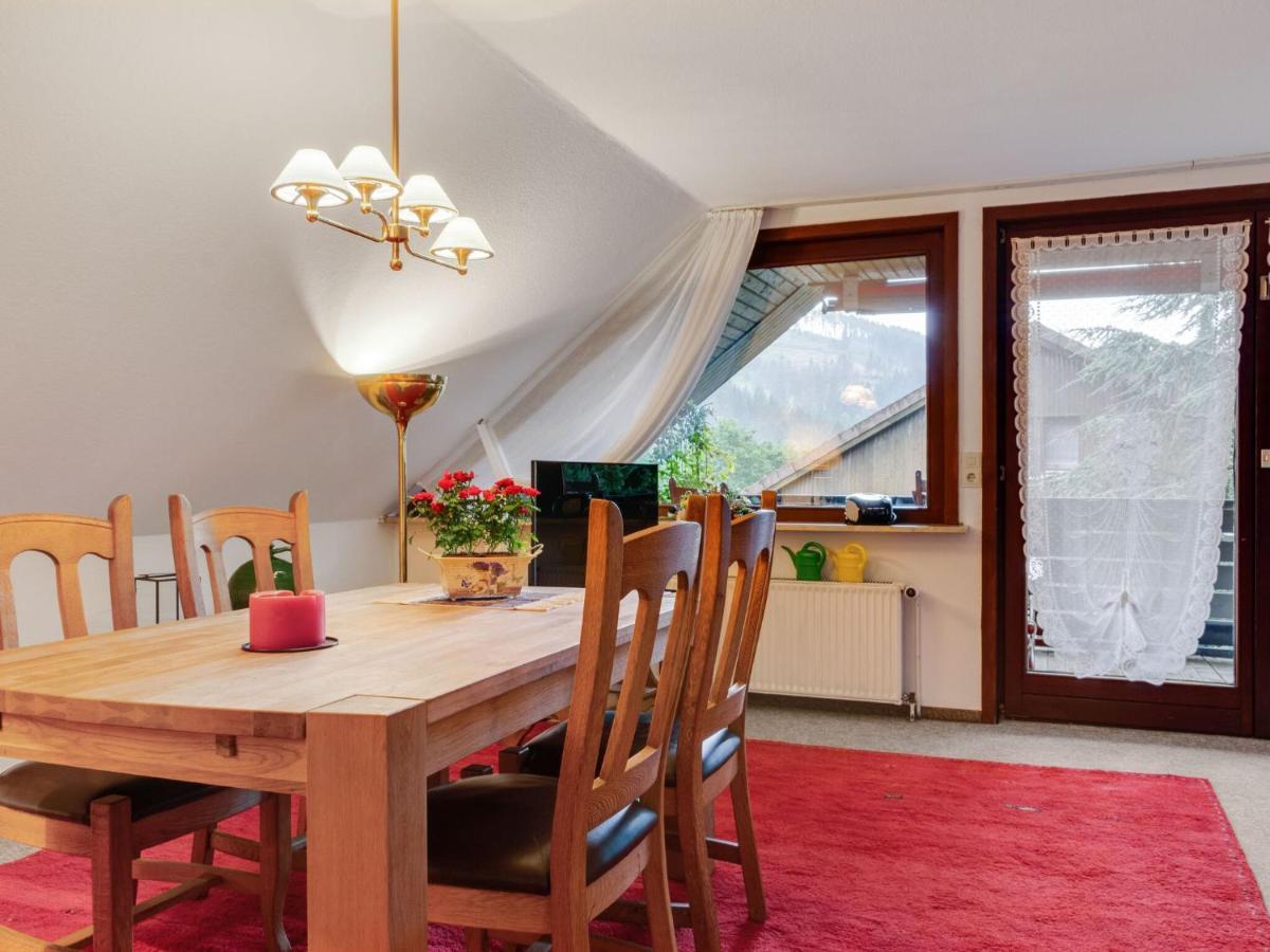 Appealing Apartment in Osterode OT Kamschlacken with Balcony Exterior foto